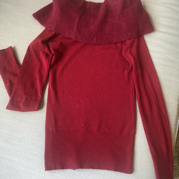 Killah sweater , size s , red color - Picture 1 of 9